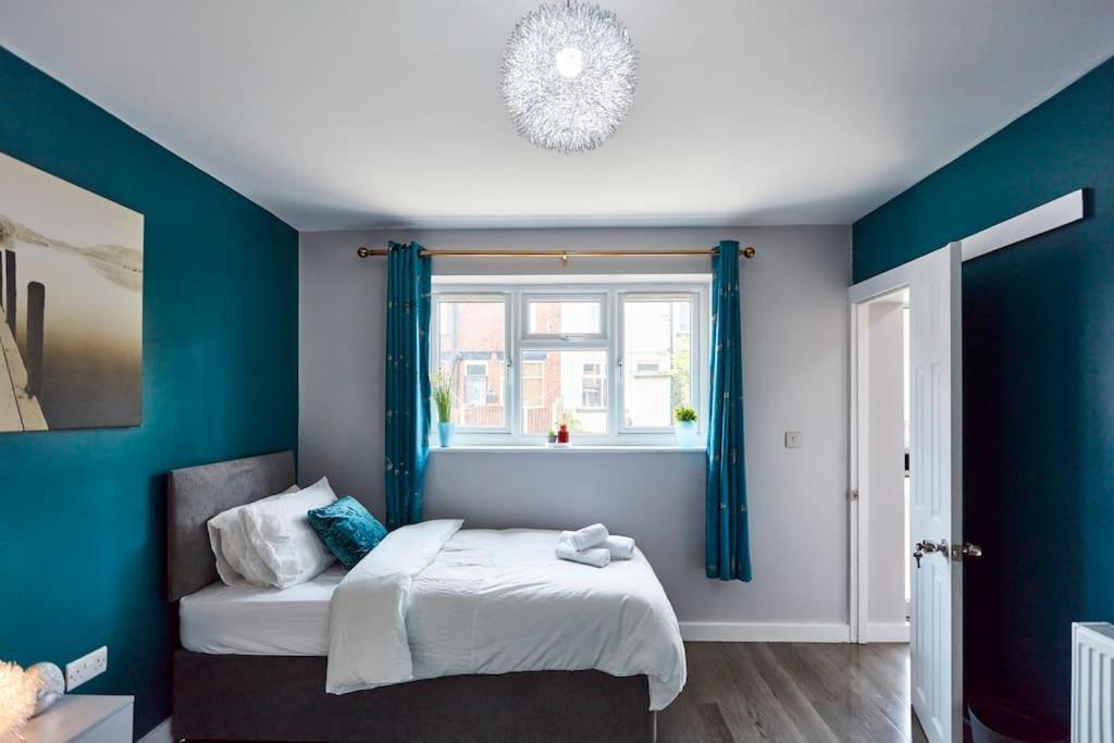 *Little Haven In Leeds* ¤Private Parking¤ Ensuite Leeds  Ngoại thất bức ảnh