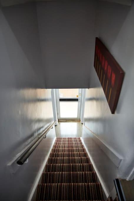 *Little Haven In Leeds* ¤Private Parking¤ Ensuite Leeds  Ngoại thất bức ảnh