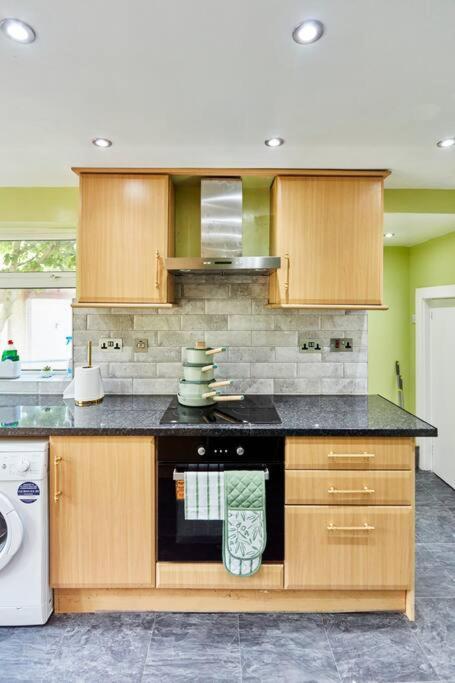 *Little Haven In Leeds* ¤Private Parking¤ Ensuite Leeds  Ngoại thất bức ảnh